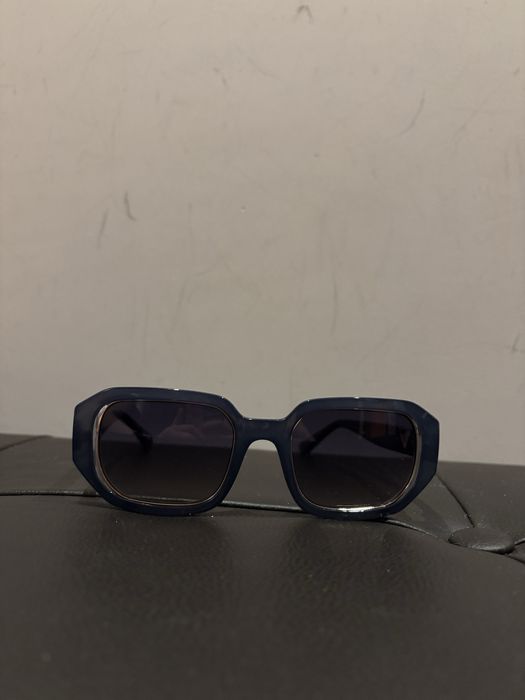 Guess очила, оргинална кутия и кърпичка