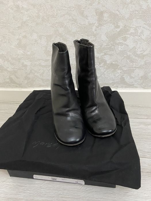 Кожаные ботинки