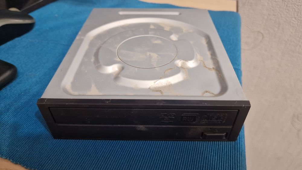 Dvd привод 2 шт ide и sata