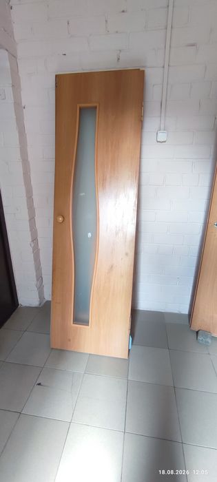 Продам б/у двери межкомнатные