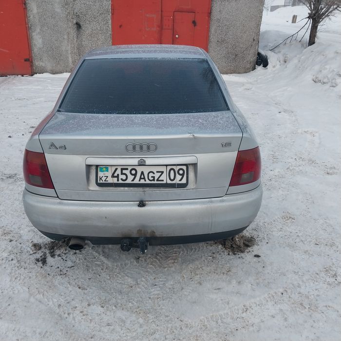 Продаётся машина AUDI A4