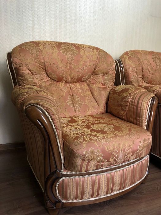 Диван и 2 кресла