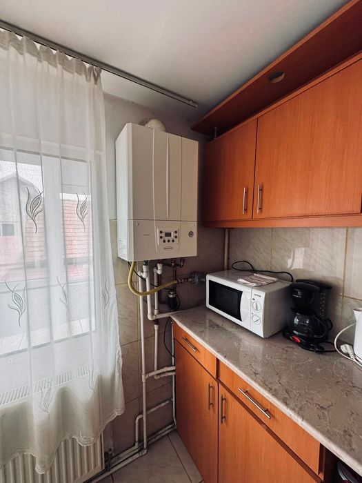 Apartament 2 camere | decomandat | etaj 2 | strada Rodnei