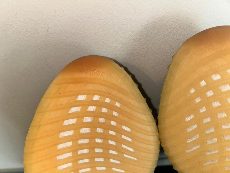 Yeezy mărime 37 1/3
