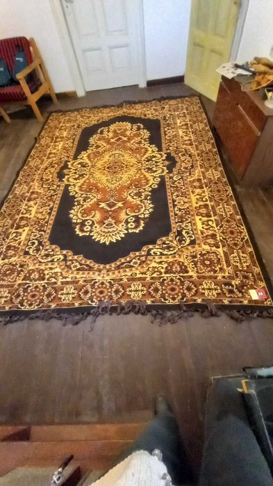 Неупотребяван килим