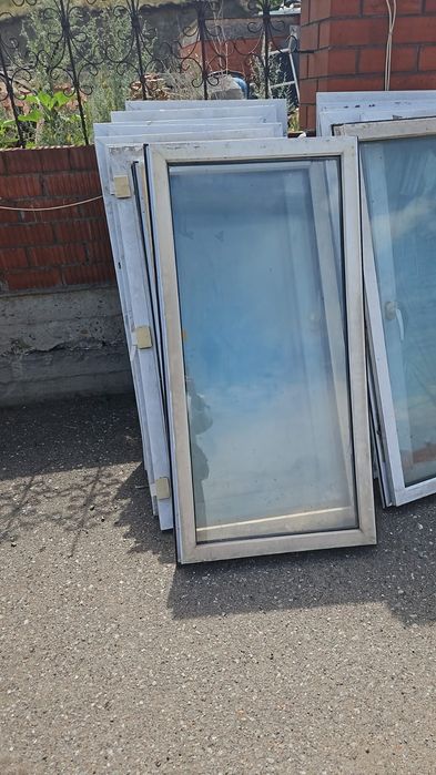 Продам створки  по 2000 тыс 68на 135