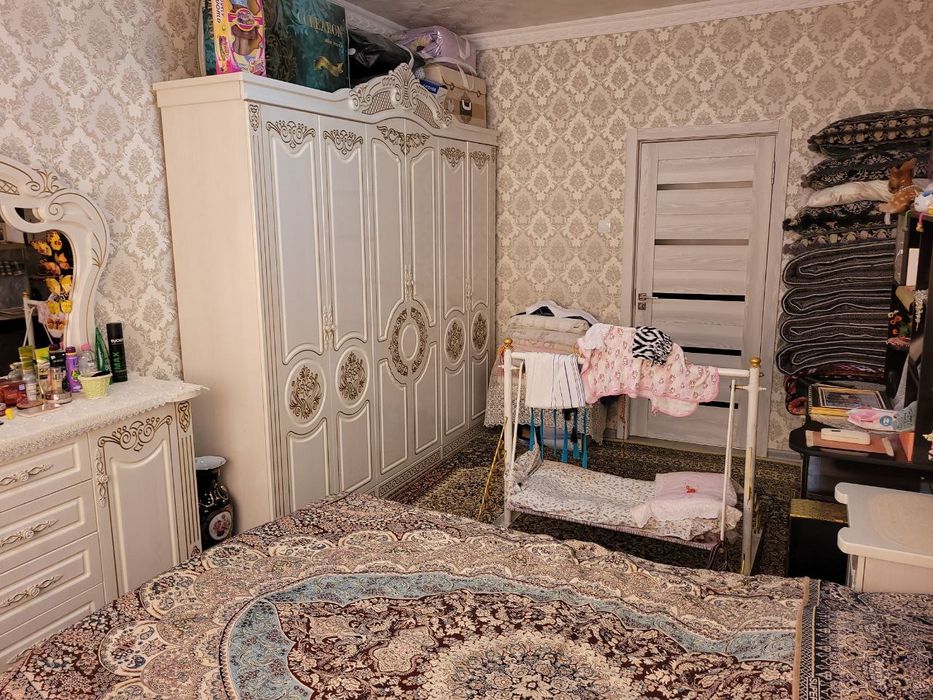 Qizlar uchun ijaraga xona bor