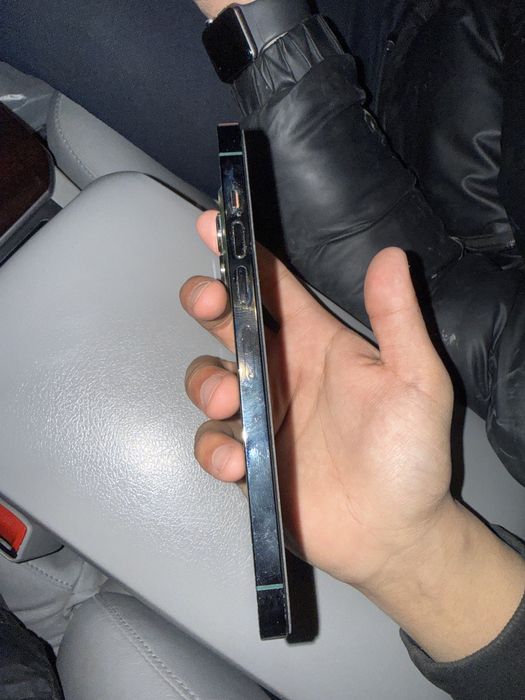 Продается Iphone 13 pro max