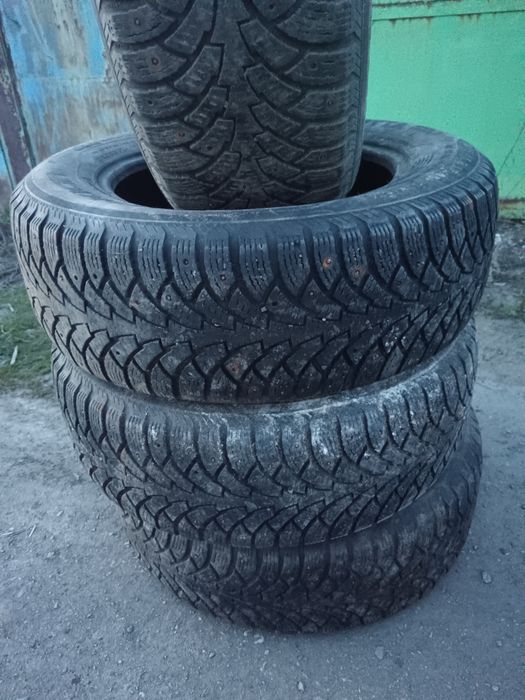 Продам шины зимние