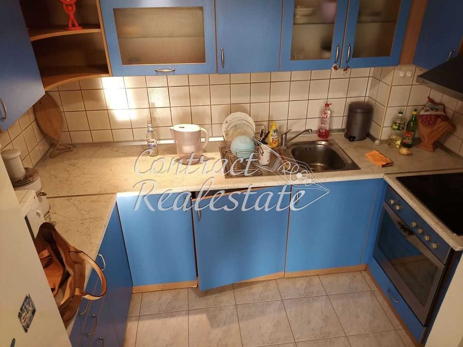 Дава се под наем Тристаен апартамент в Варна, Колхозен пазар - 70 кв.м за 459 € - Снимка #3