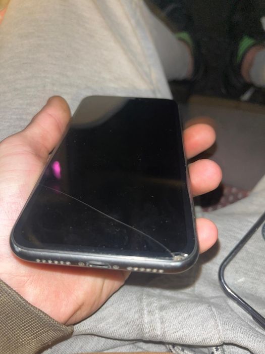 Vand / Schimb Iphone 11