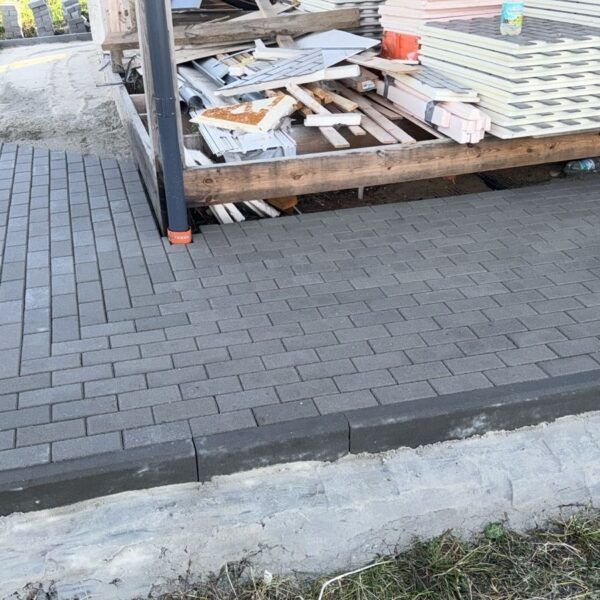 Укладка брусчатки и все комплектующие поребик бардюр тратуарная плитка