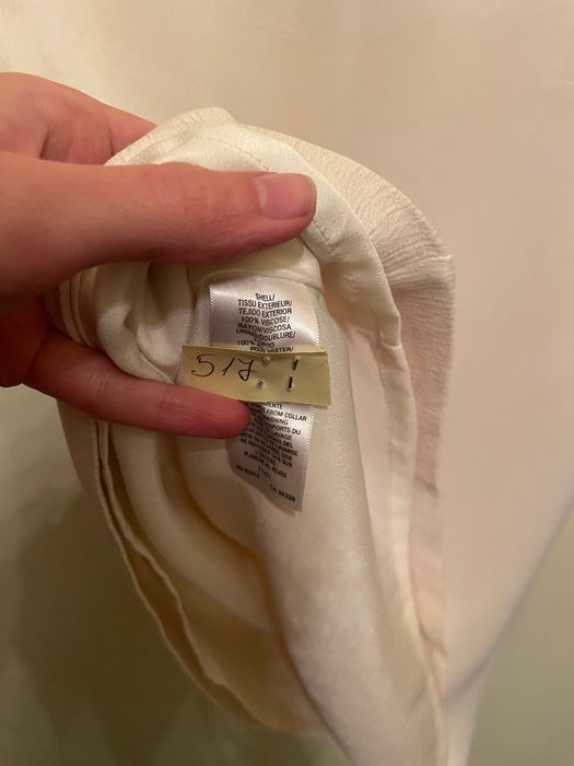 Кремава рокля French Connection с блестящи дискове размер 10 - М