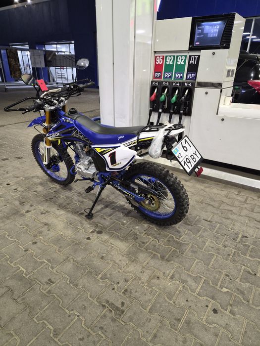 Мотоцикл эндуро продам