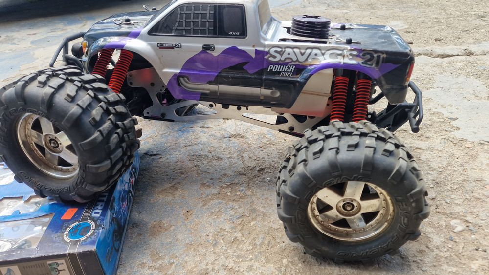 Нитро количка HPI Savage .21 (Мащаб 1:8) – Пълен комплект (RTR) / Моделизъм