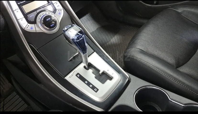 Hyundai Elantra звоните пишите
