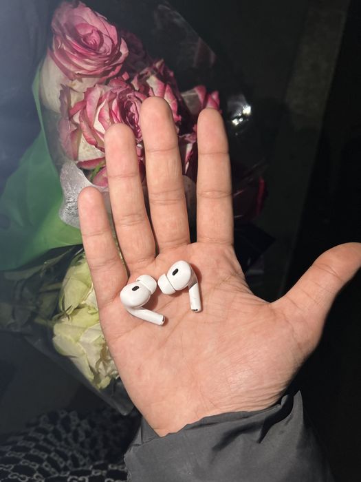 casti airpods gen 2 Doar castile fara carcasa!!!