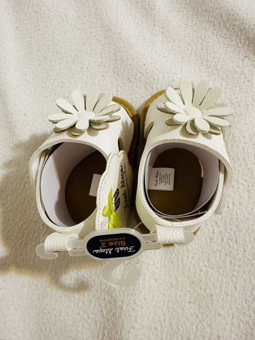 Бебешки буйки обувки Великобритания 3-6 месеца