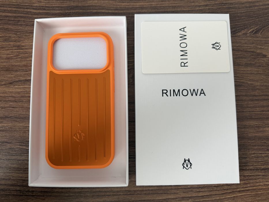 Rimowa iPhone 17 Pro Husa Metalica Cosmic Orange Portocalie