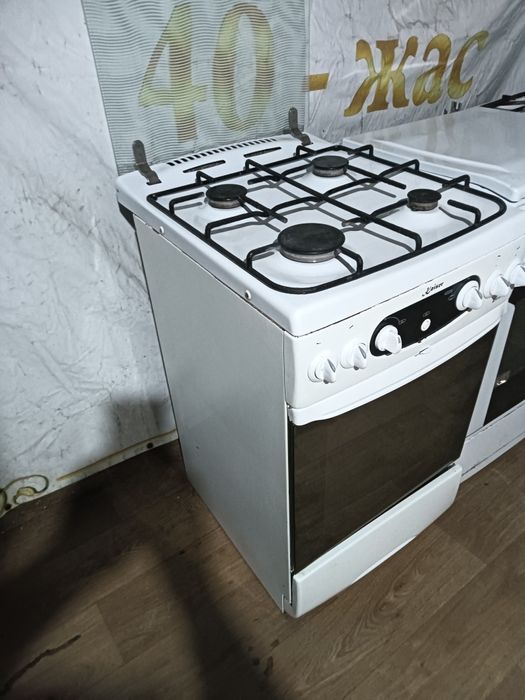 Продам газ плиту Кайзер