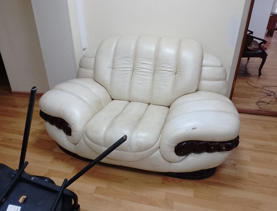 Продам диван кресла