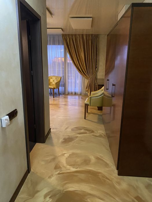 Inchiriez apartament