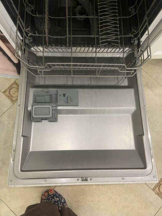 Продам посудомоечную машинк