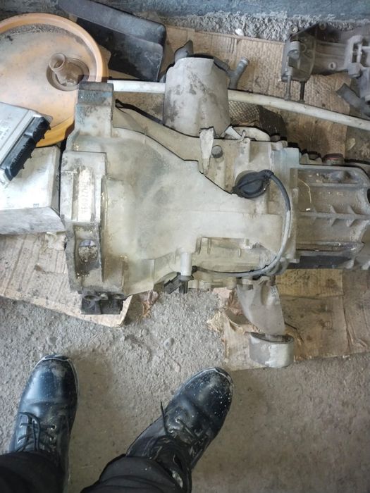 Пассат б5 генератор , стартер , каропка , эбу