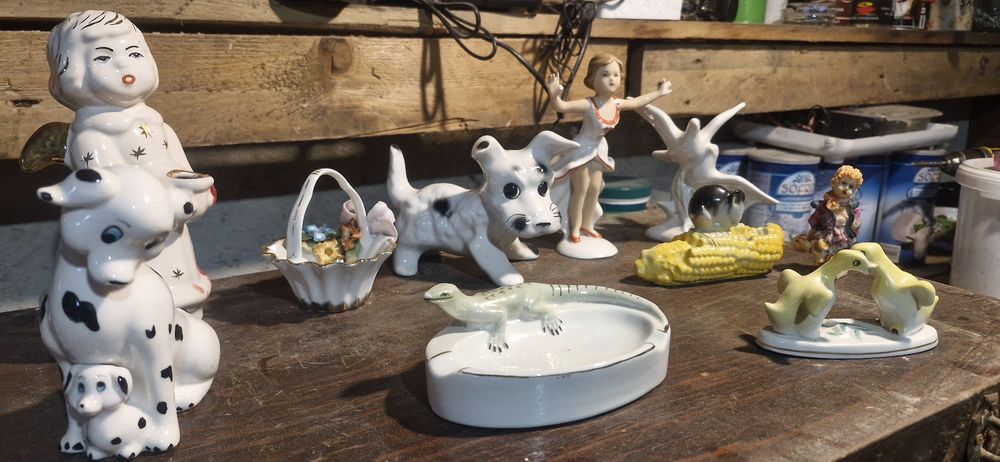 Bibelouri vechi pentru colectionari