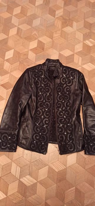 Продаю одежду б/у 46 размера