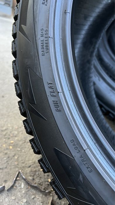 315/35 R21 — 275/40 R21 Pirelli Ice Zero 2  (шипы) Run Flat