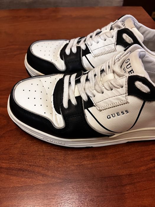 Оригинални обувки Guess Ancona