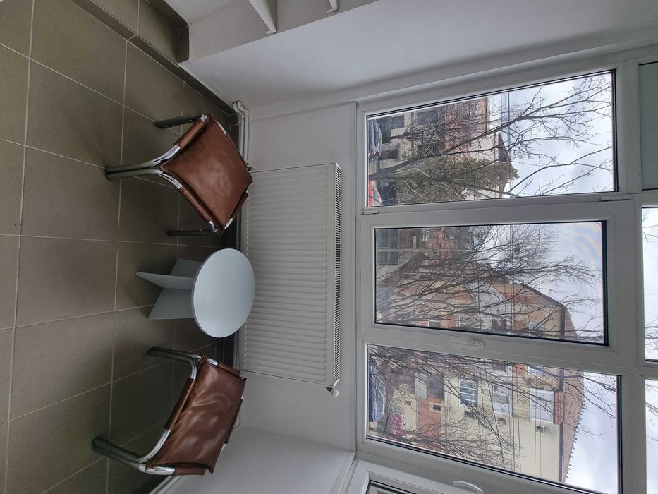 Apartament doua camere decomandate, complet renovat, de inchiriat