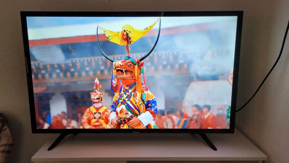 QLED Телевизор Lezard 4К UHD