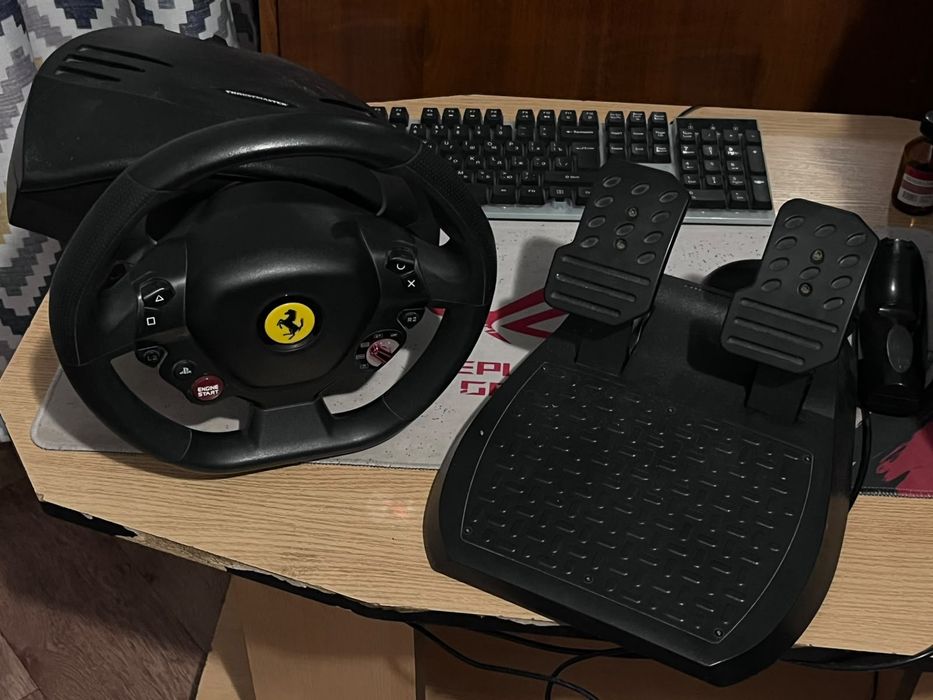 Руль Thrustmaster T80 Ferrari 488 GTB Edition