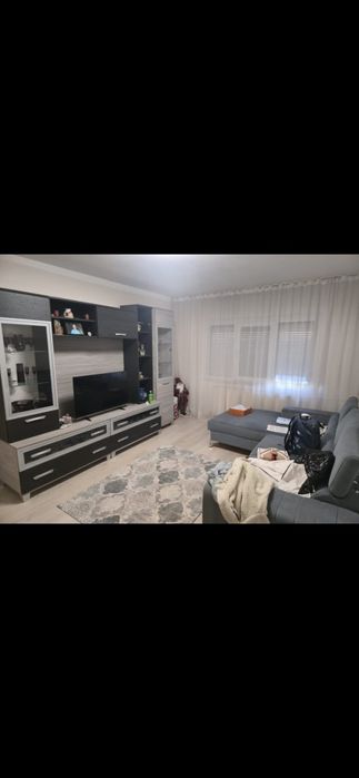 Apartament de vanzare cu 3 camere PB in Nufarul