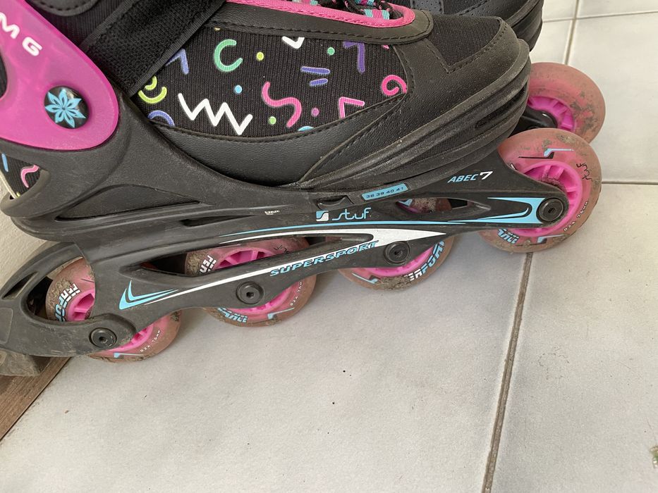 Ролери 38- 41 номер, като нови. Имам и 32-35 момер, бели