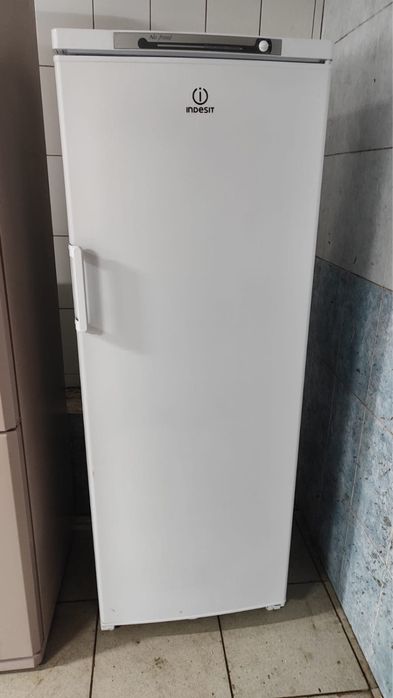 Морозильная камера indesit