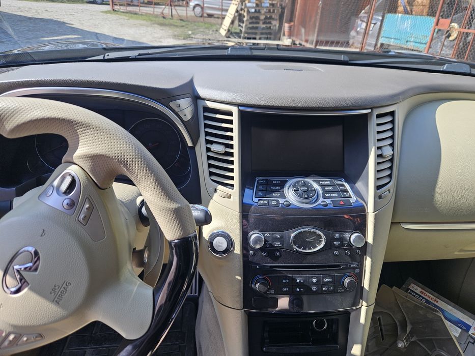 Арматурно табло за Infiniti Qx Fx