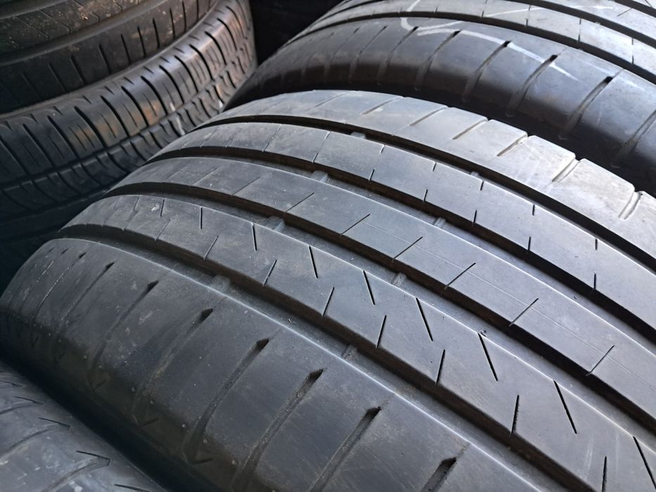 Anvelope second vara 285 40 R21 Bridgestone