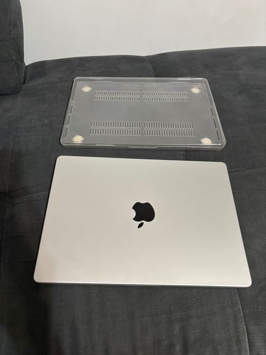 MacBook Pro 14 inch M1 Pro A2442 16GB 1TB SSD QWERTY ca Nou preț fix