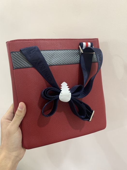 Сумка из tommy Hilfiger