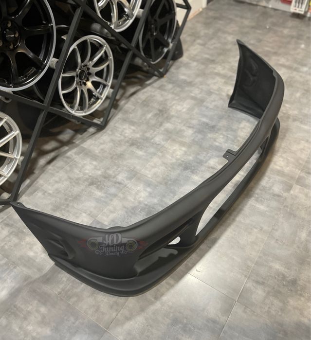 Бампер передний Toyota Caldina