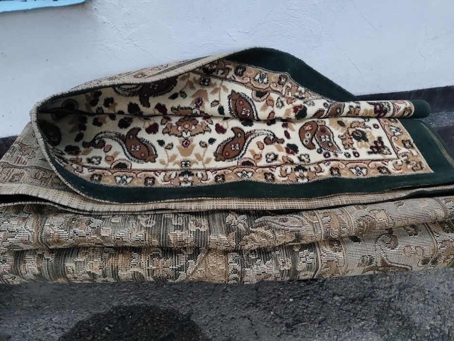 Продам палас 2,5 на 4м