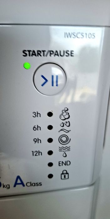 Страхотна пералня Indesit IWSC5105