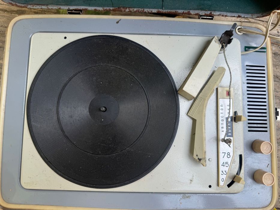 Советский проигрователь