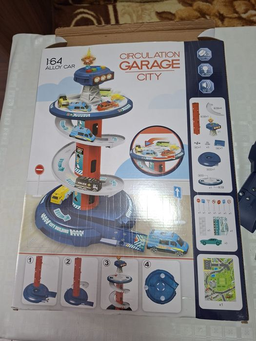 Garaj auto turn control cu pista circulara pe 3 nivele, cu sunet si lumini