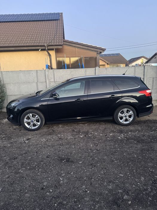 Ford focus 3 an 2012 automat  euro5