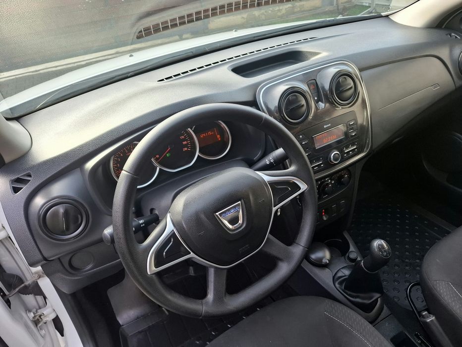 Logan 2020 cu 124000 km