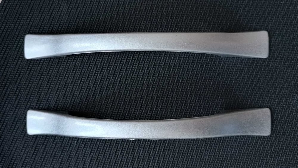 *НОВИ* Мебелни дръжки - 2 броя